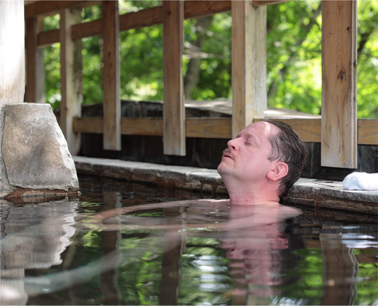 100% natural hot springs where Oze's groundwater is heated by geothermal energy