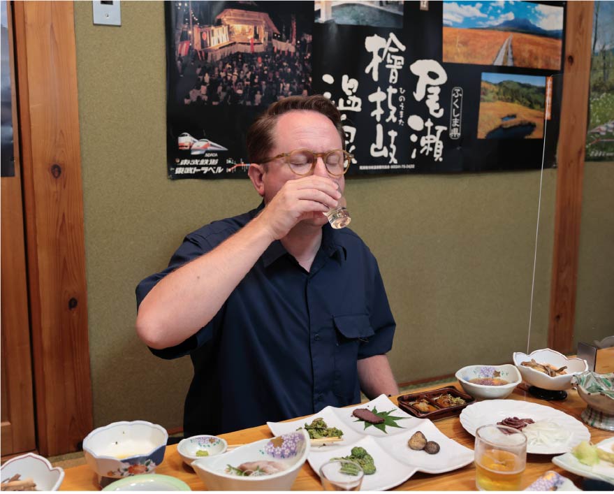 A Satisfying Dinner of Delicious Game Meat and Edible Wild Plants at the Minshuku