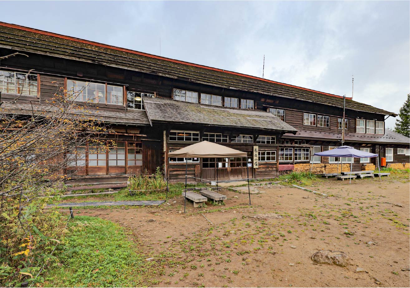 I stayed at the lodge opened by Oze's guardian, "Hirano Chōzō."